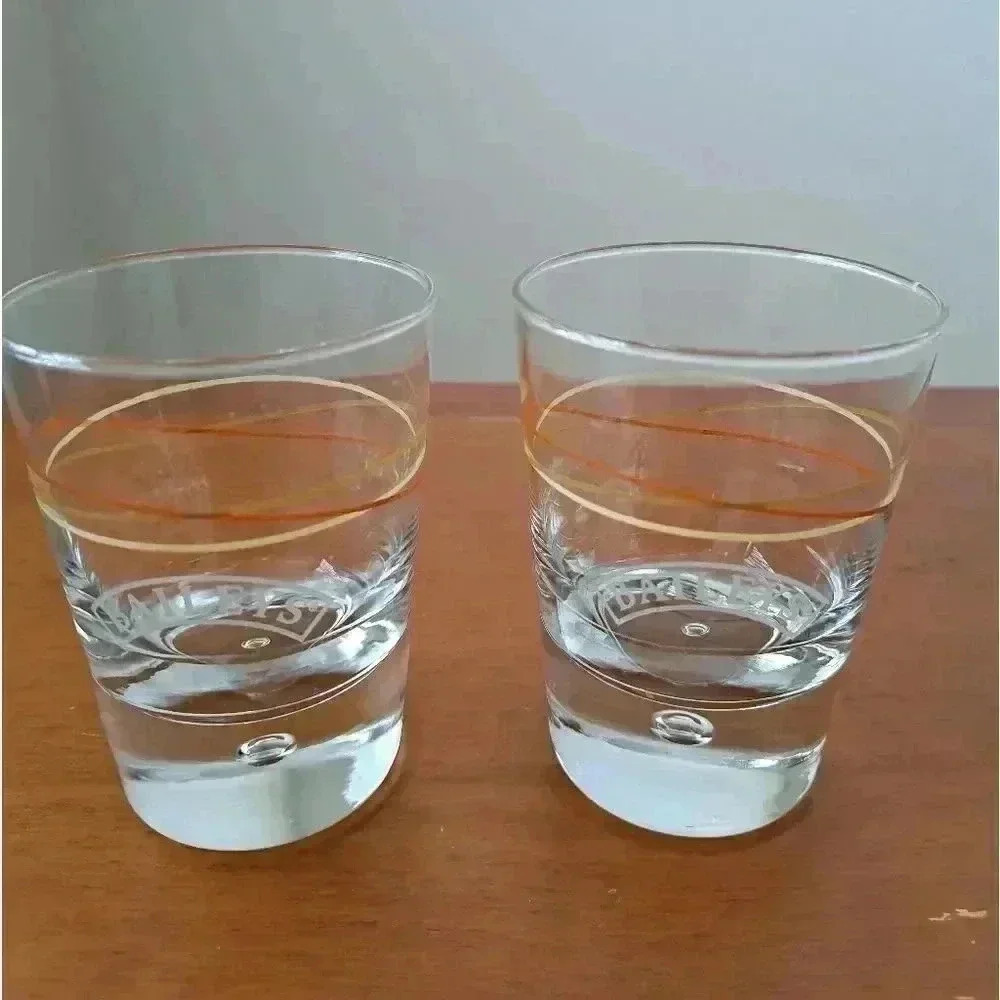 𝅺ROCK BAILEYS GLASS ETCHED LOGO BUBBLE BASE THREE RIBBONS SWIRL $10 Each